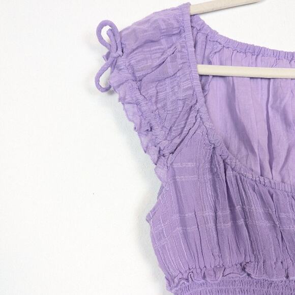 NWT Urban Outfitters BDG Lilac Nova Cap Sleeve Smocked Top Size L - Picture 4 of 10